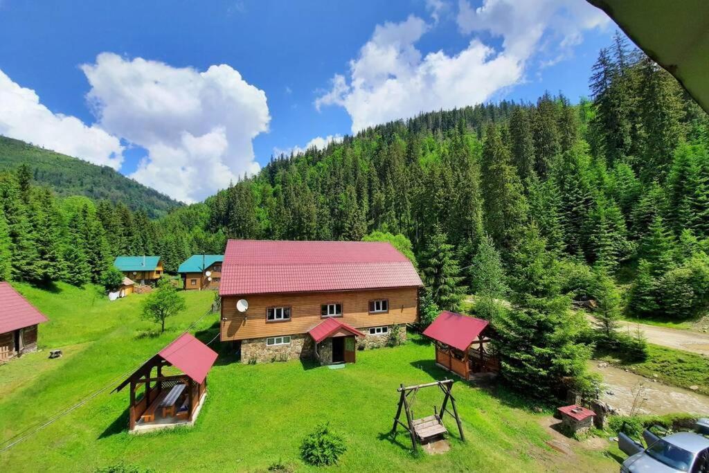 Студіо Номер 5 Садиба У Ані Synevyrsʼka Polyana المظهر الخارجي الصورة